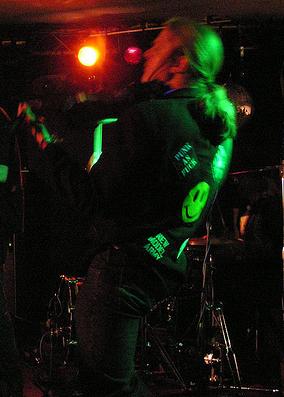 nick gibbs with fiddle